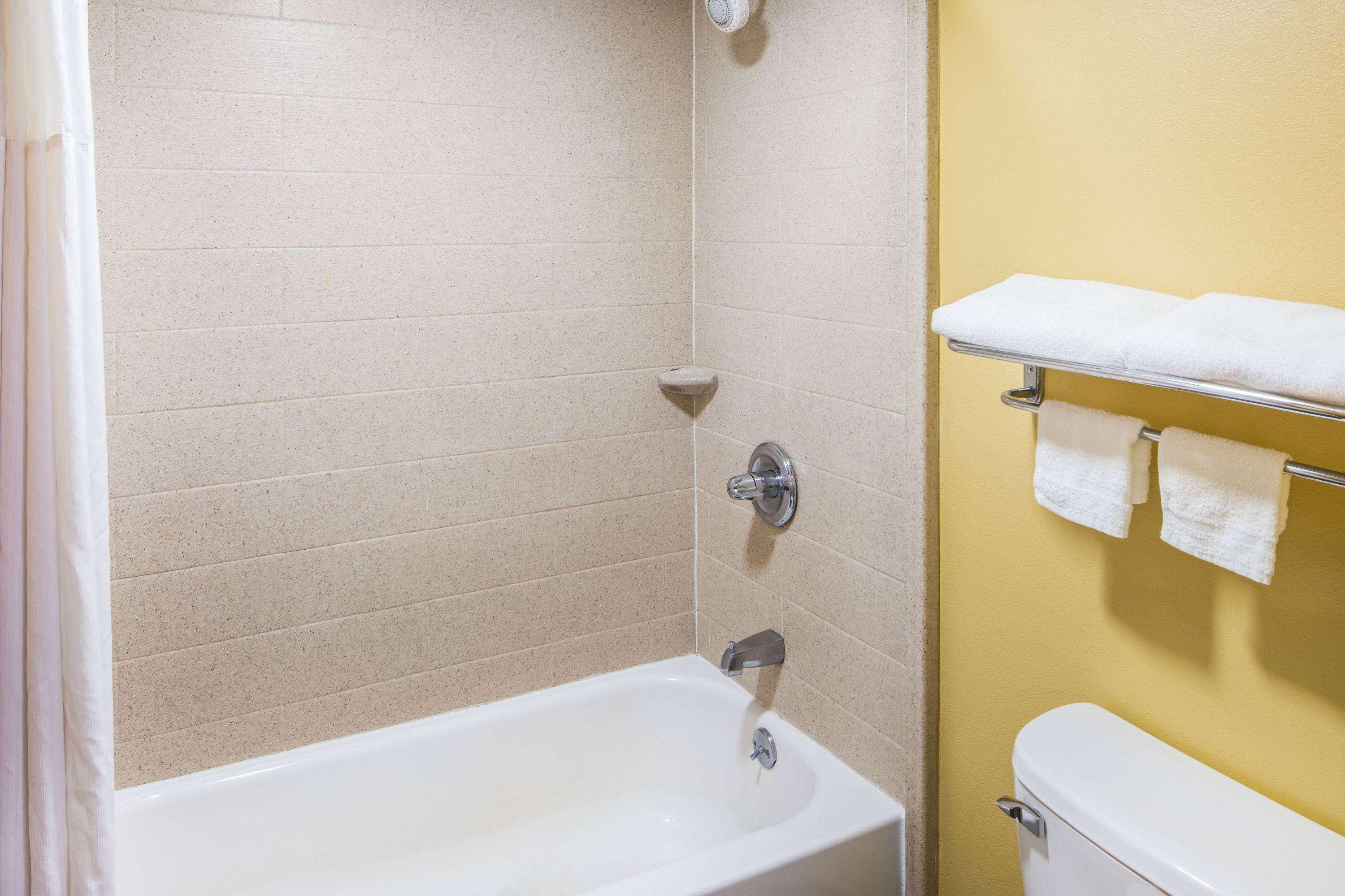 Days Inn By Wyndham Oak Grove/Ft. Campbell Εξωτερικό φωτογραφία